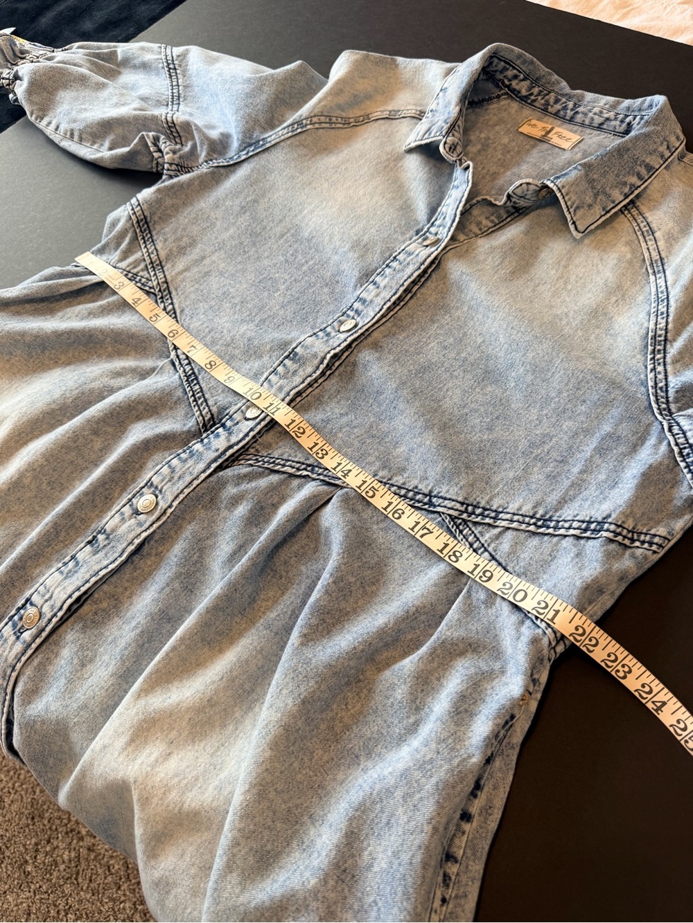 We the Free Hannah Denim mini dress buttondown, pockets, acid wash, Sz L - Picture 6 of 12